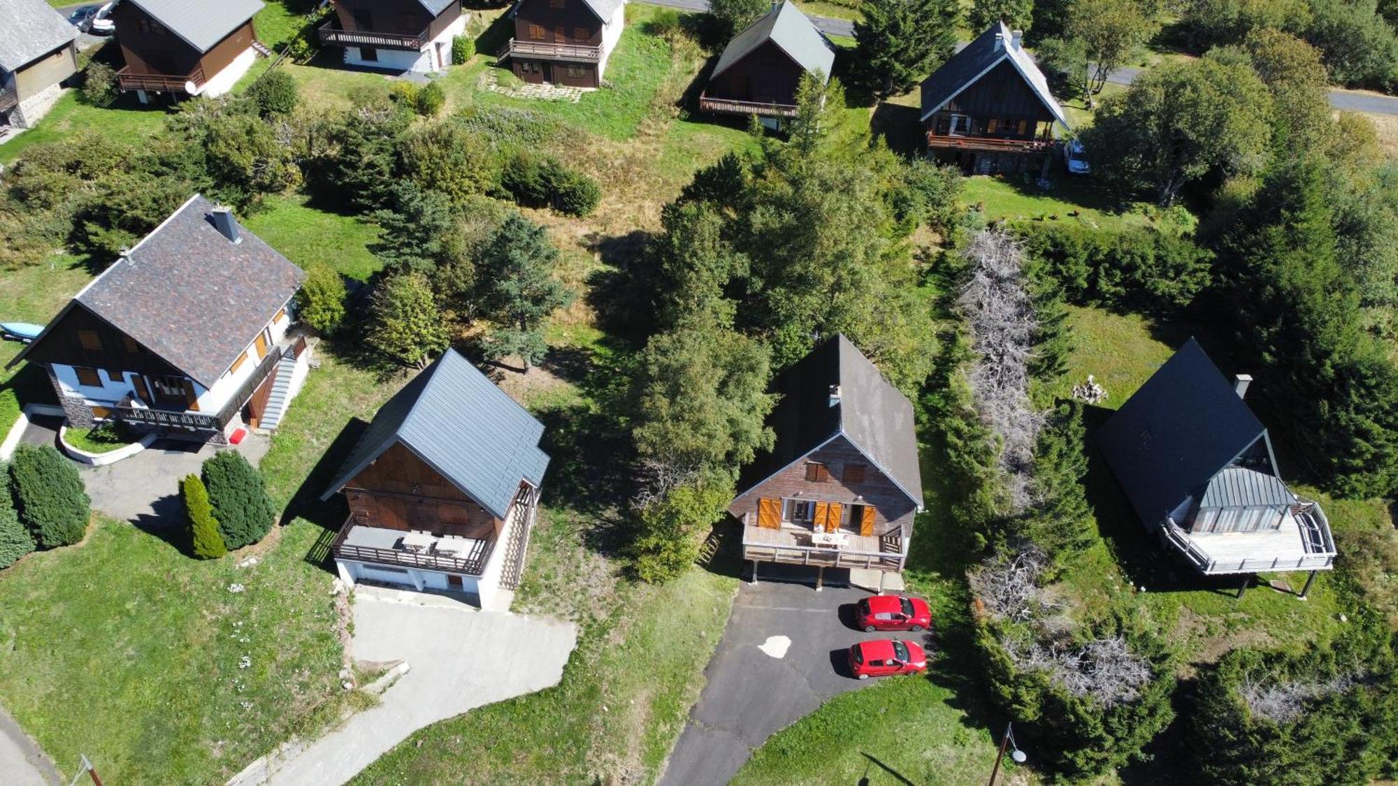 Authentique chalet vue sur le lac et les pistes Besse-et-Saint-Anastaise Extérieur photo
